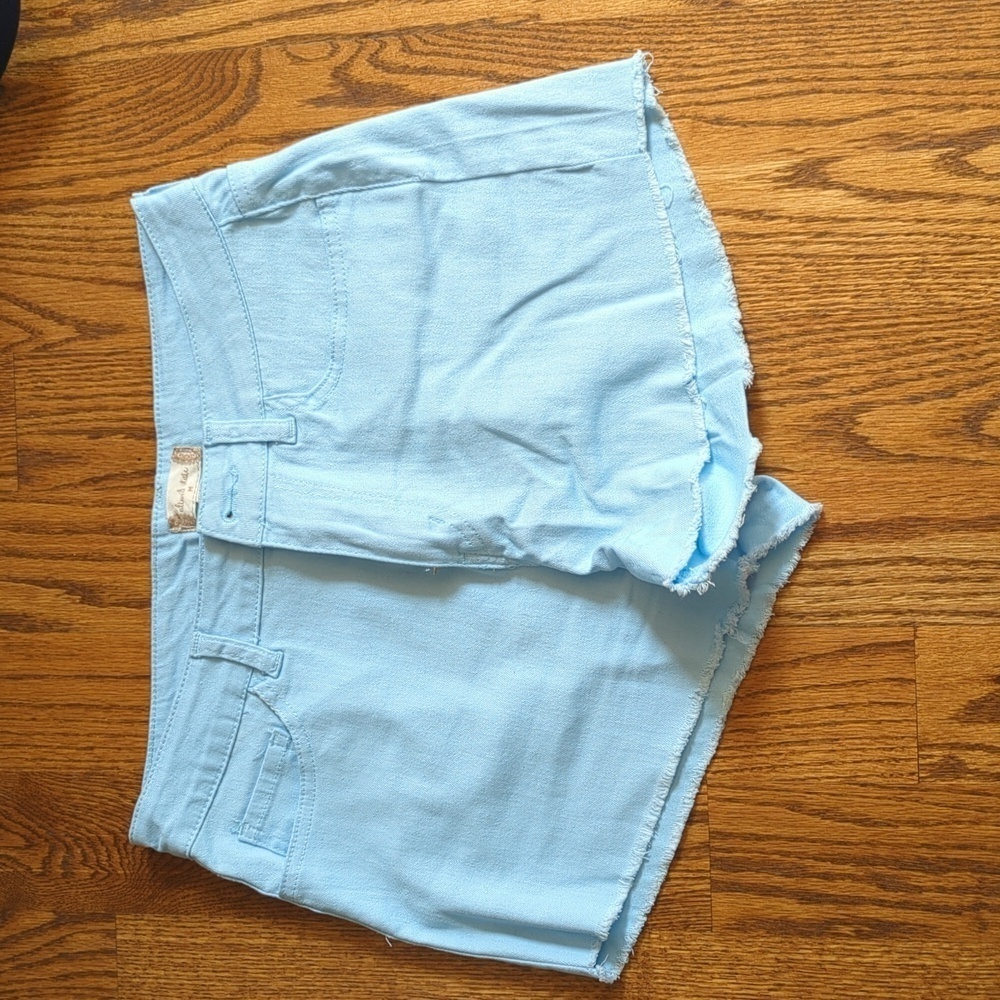 Altar'd State Alley Shorts Light Blue Raw Edge Cuff Size M Never Worn